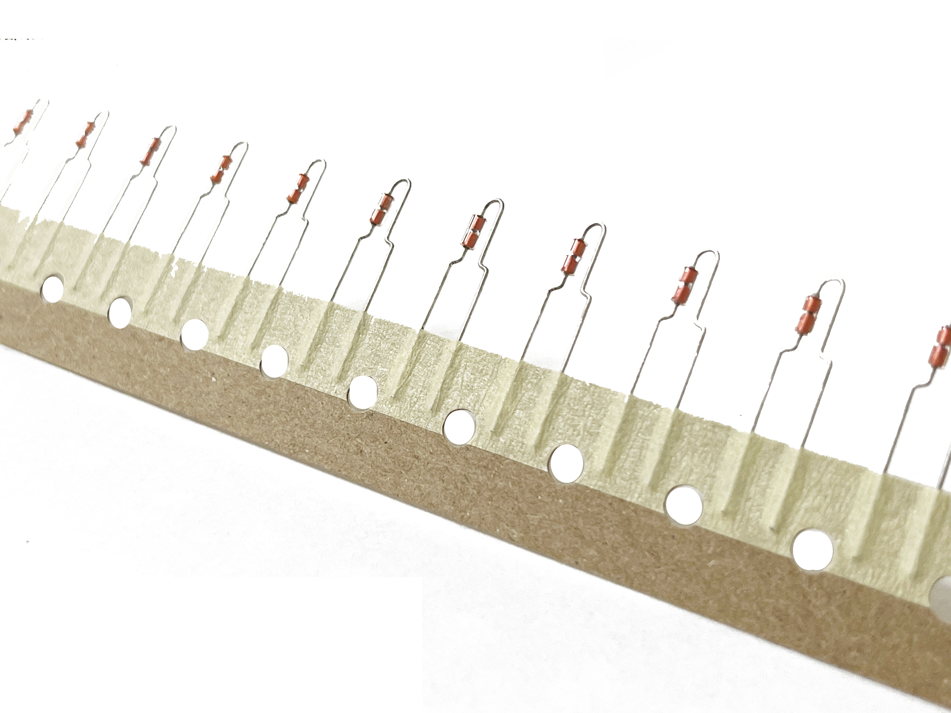 車內(nèi)測(cè)溫傳感器